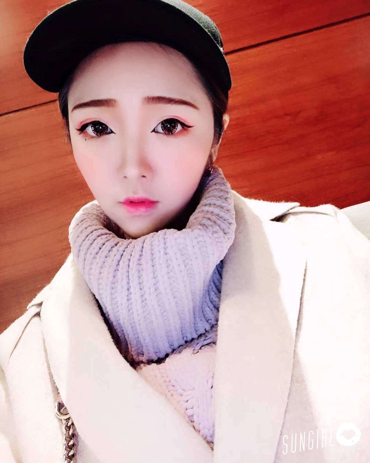 3961994.webp