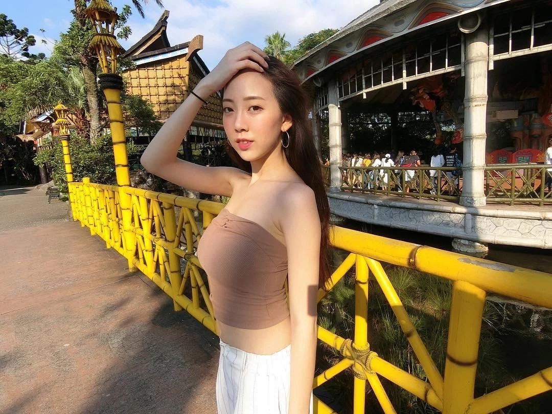 4099080.webp