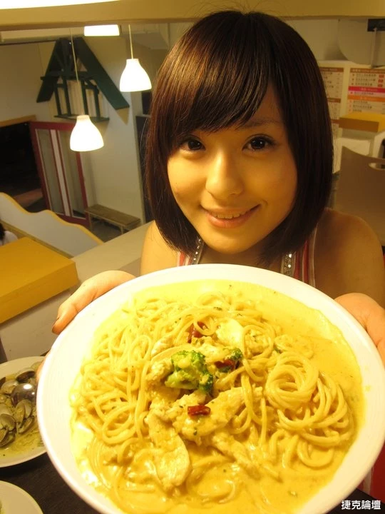 17411553.webp