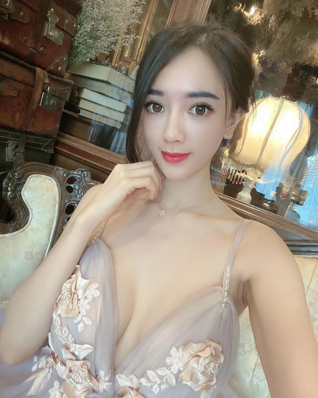 3971157.webp