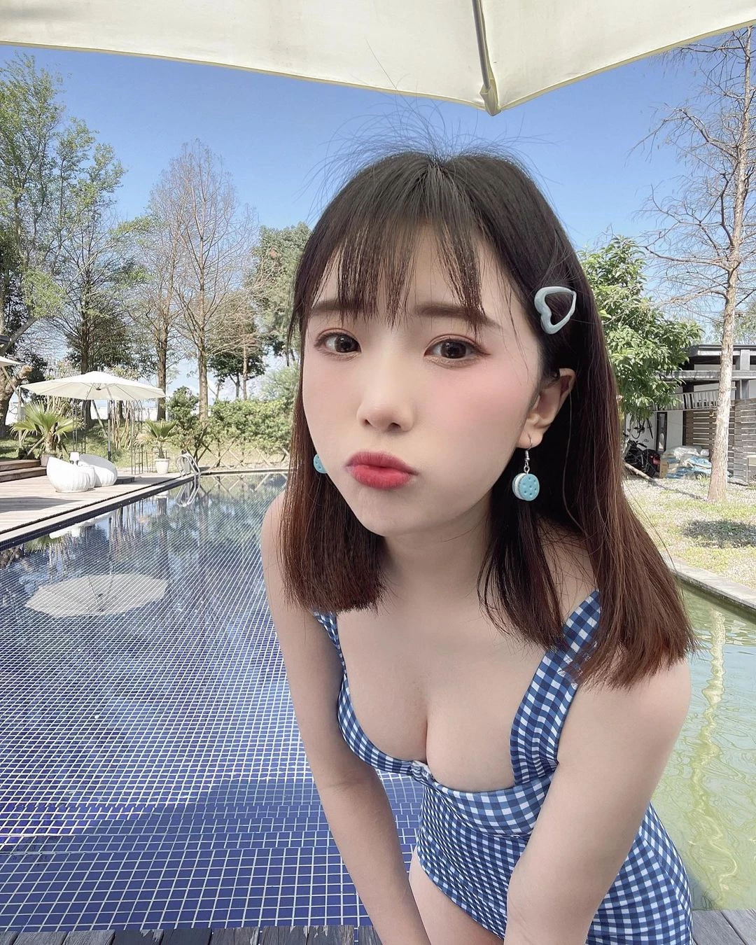 19541411.webp