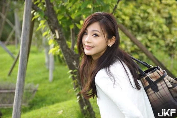 16873007.webp