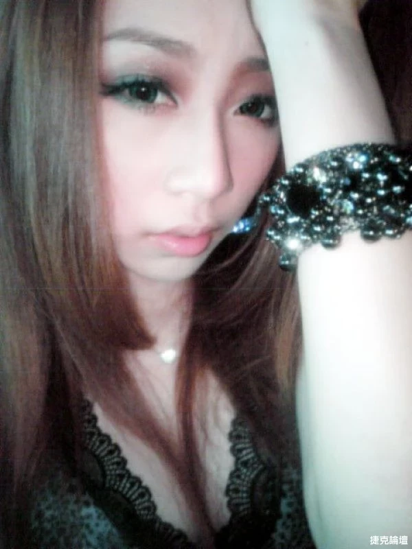 17612305.webp