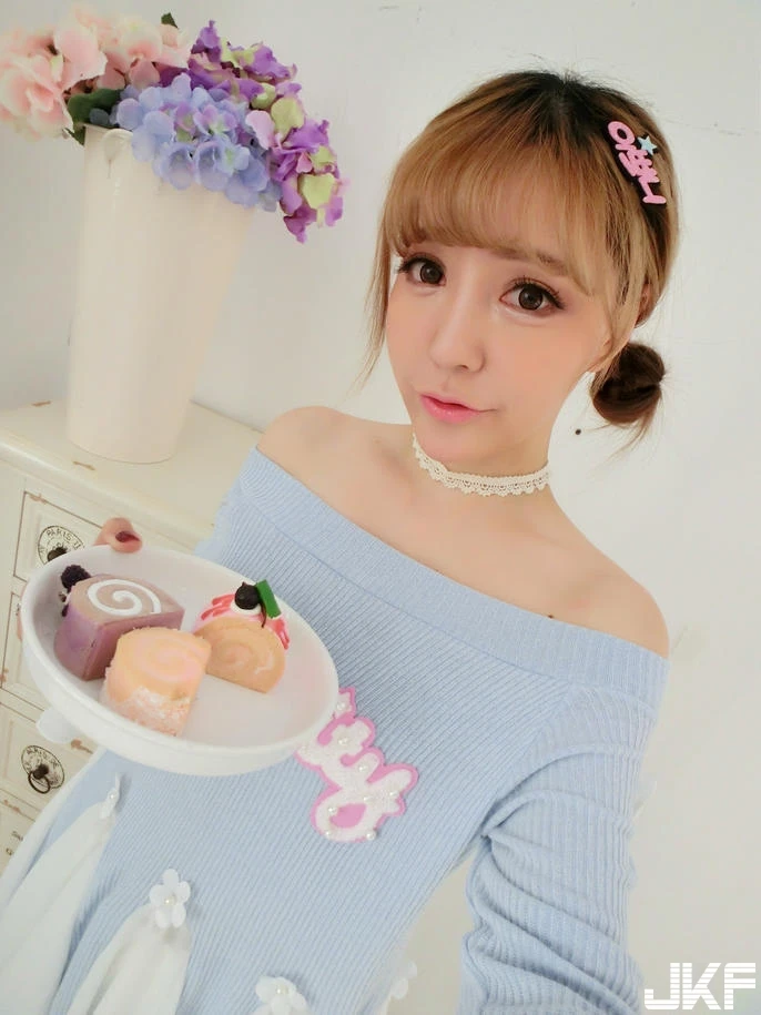 16837078.webp