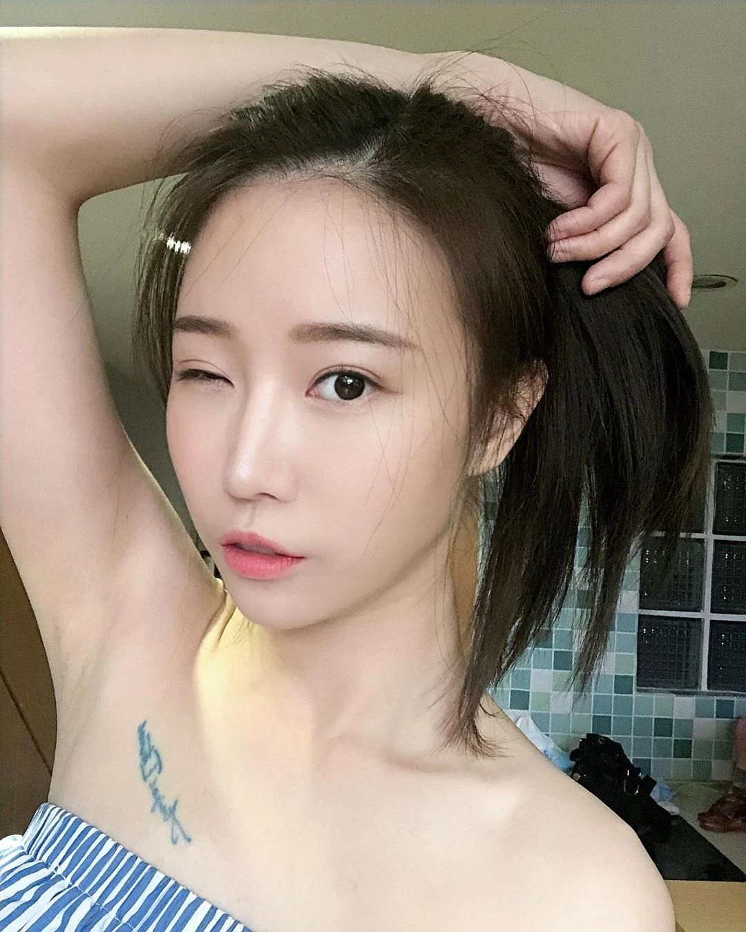 4093940.webp