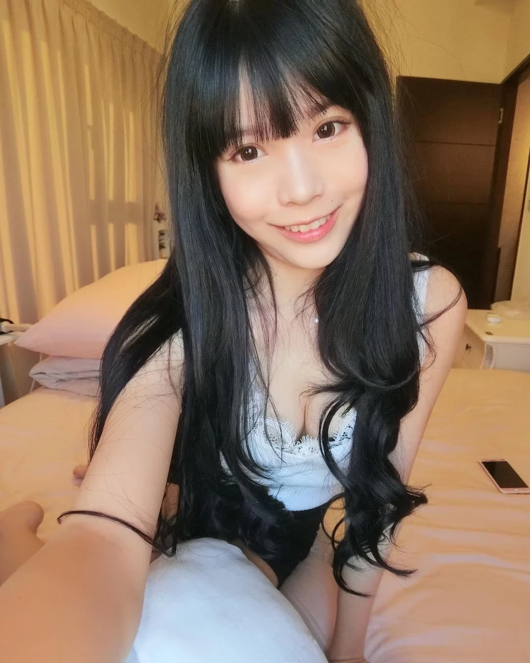 4266812.webp