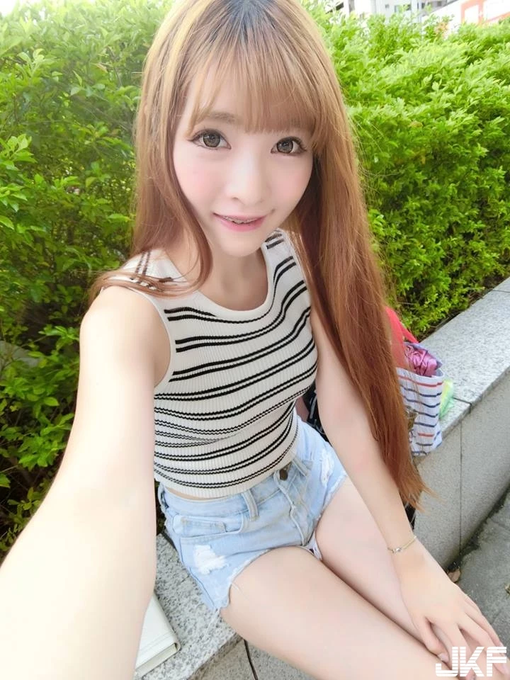 16801940.webp