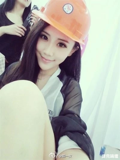 17407523.webp