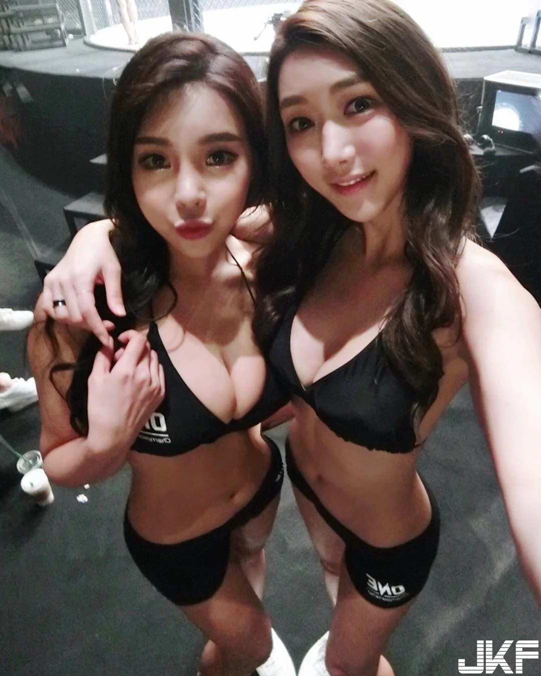 4828946.webp