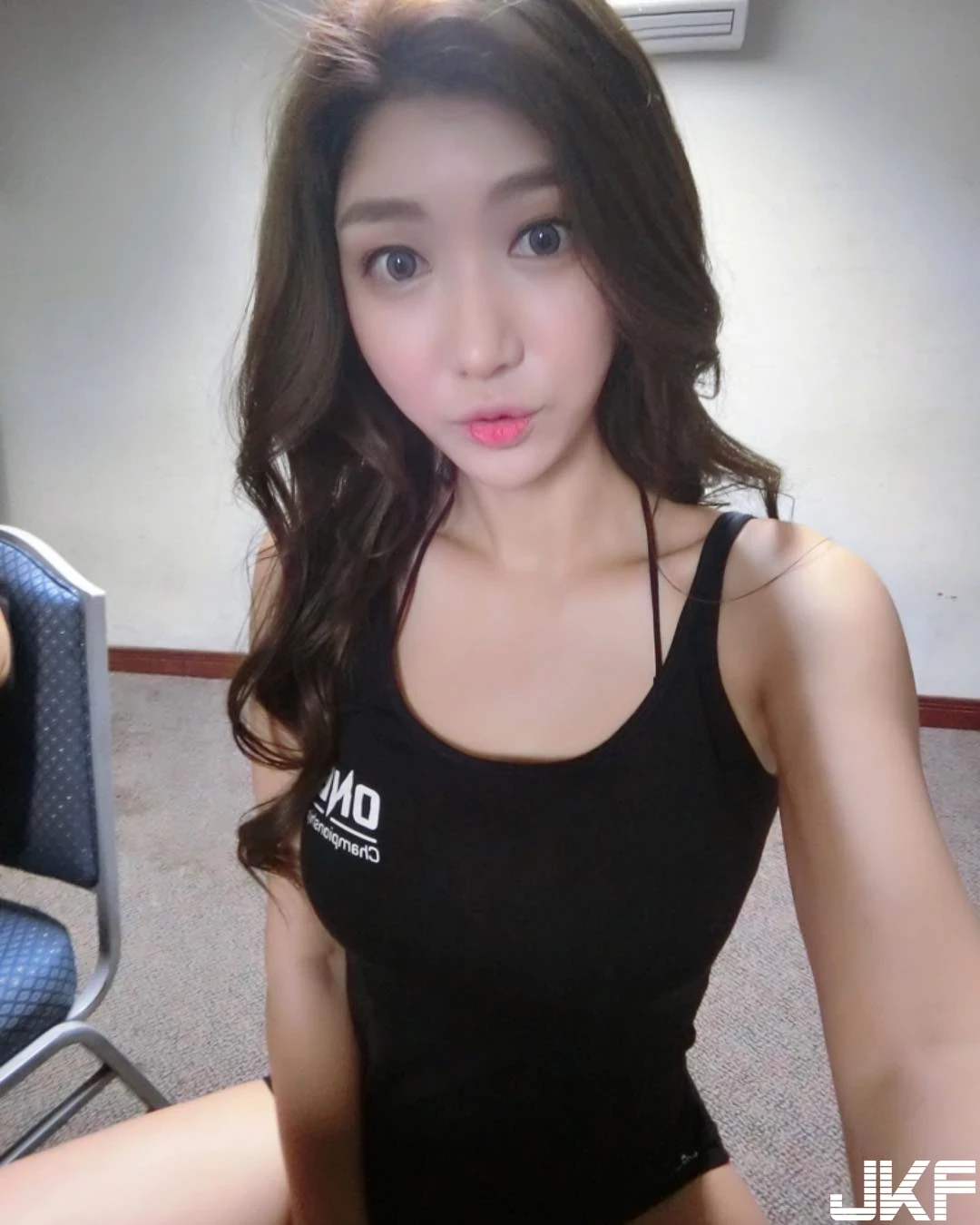 4828954.webp