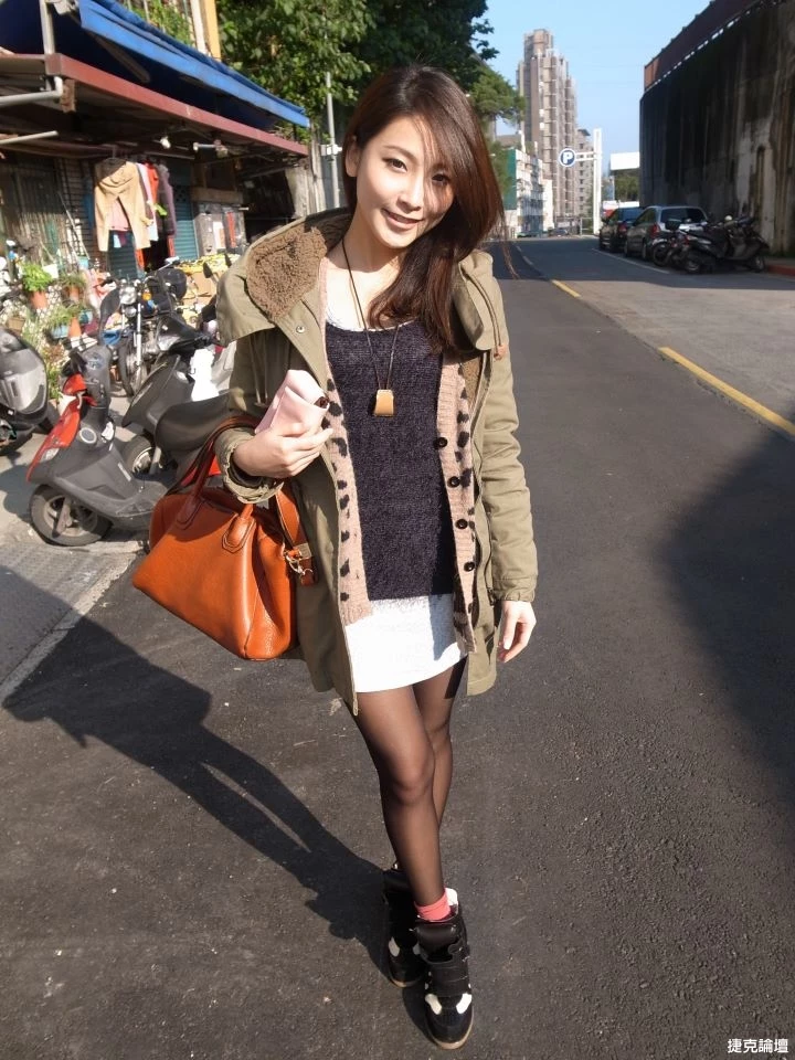 17360184.webp