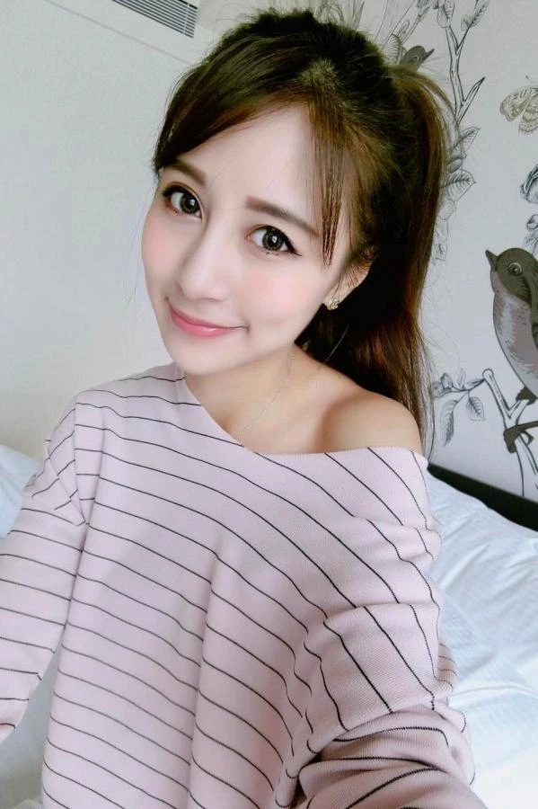 28844052.webp