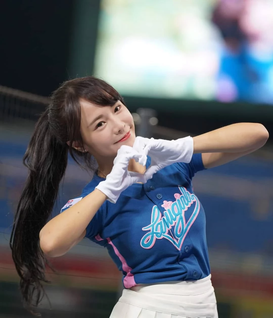4284206.webp