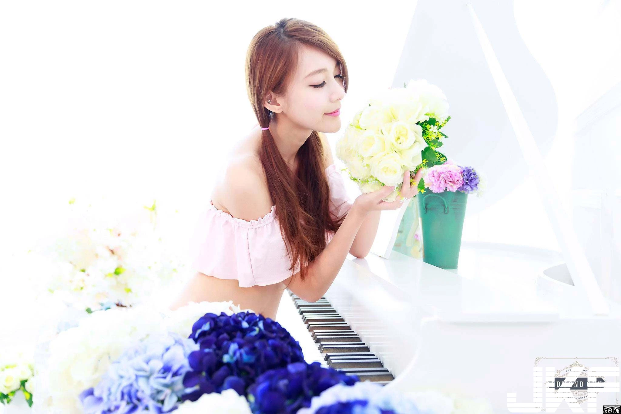 16793012.webp