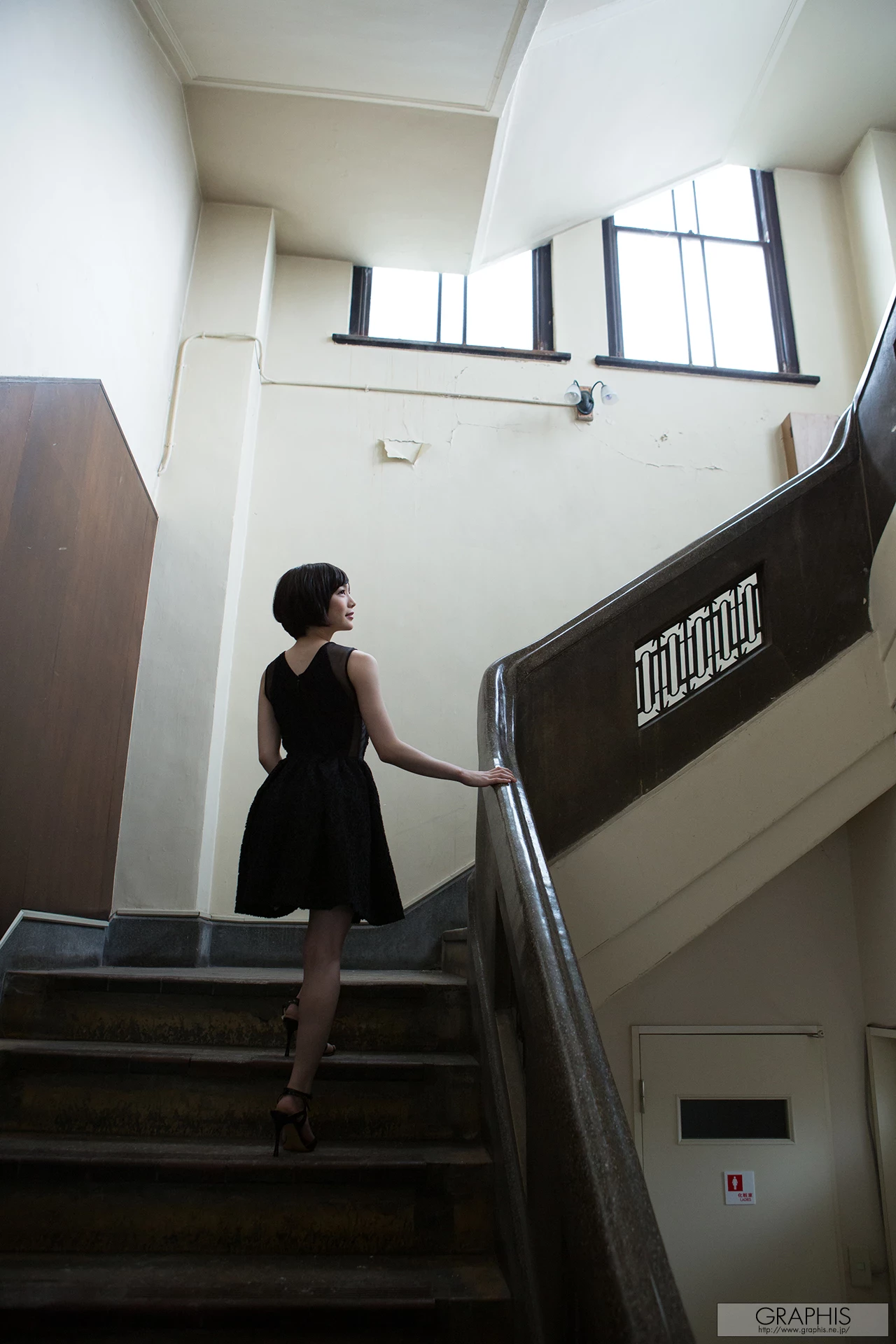 28710515 (1).webp