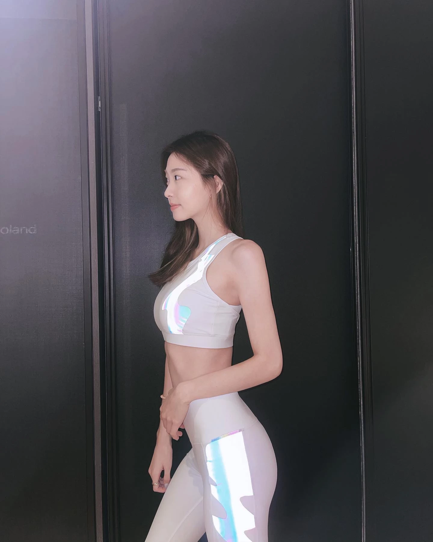19840739.webp