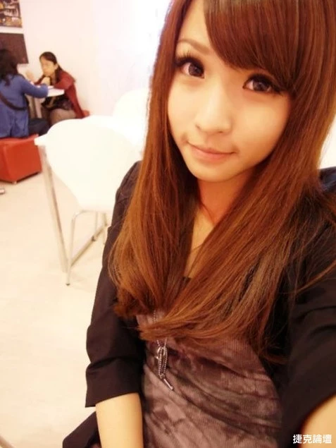 17564299.webp