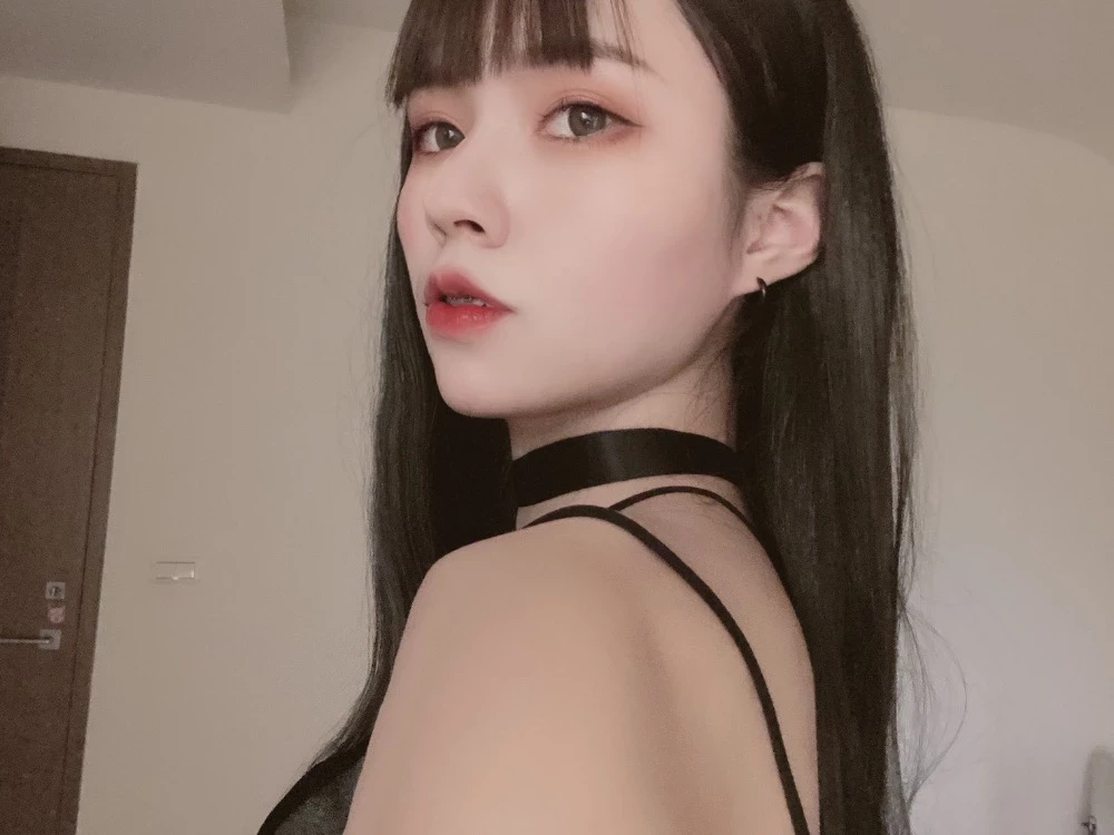 3989301.webp