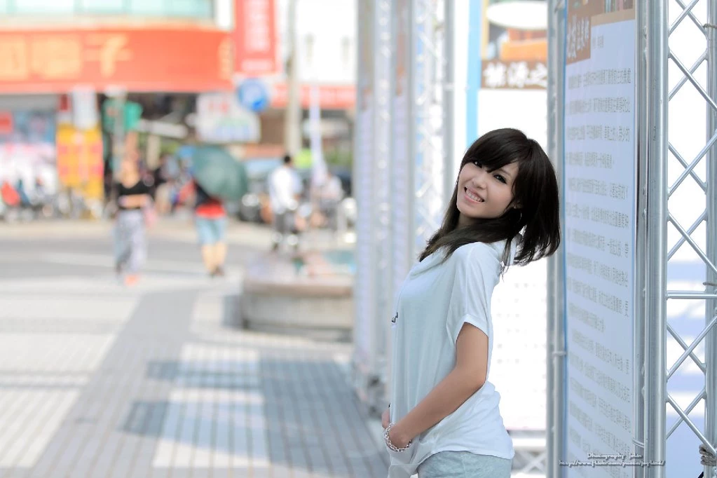 17803608.webp