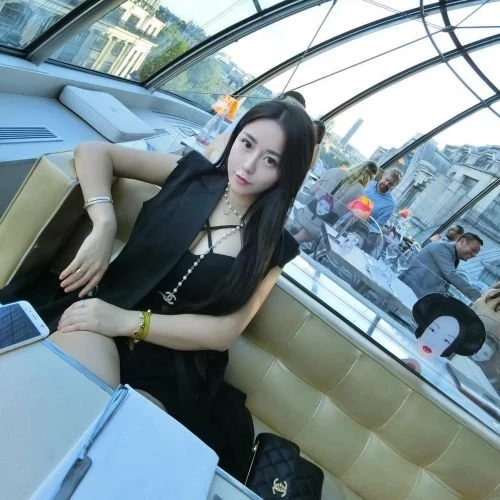 4684810.webp