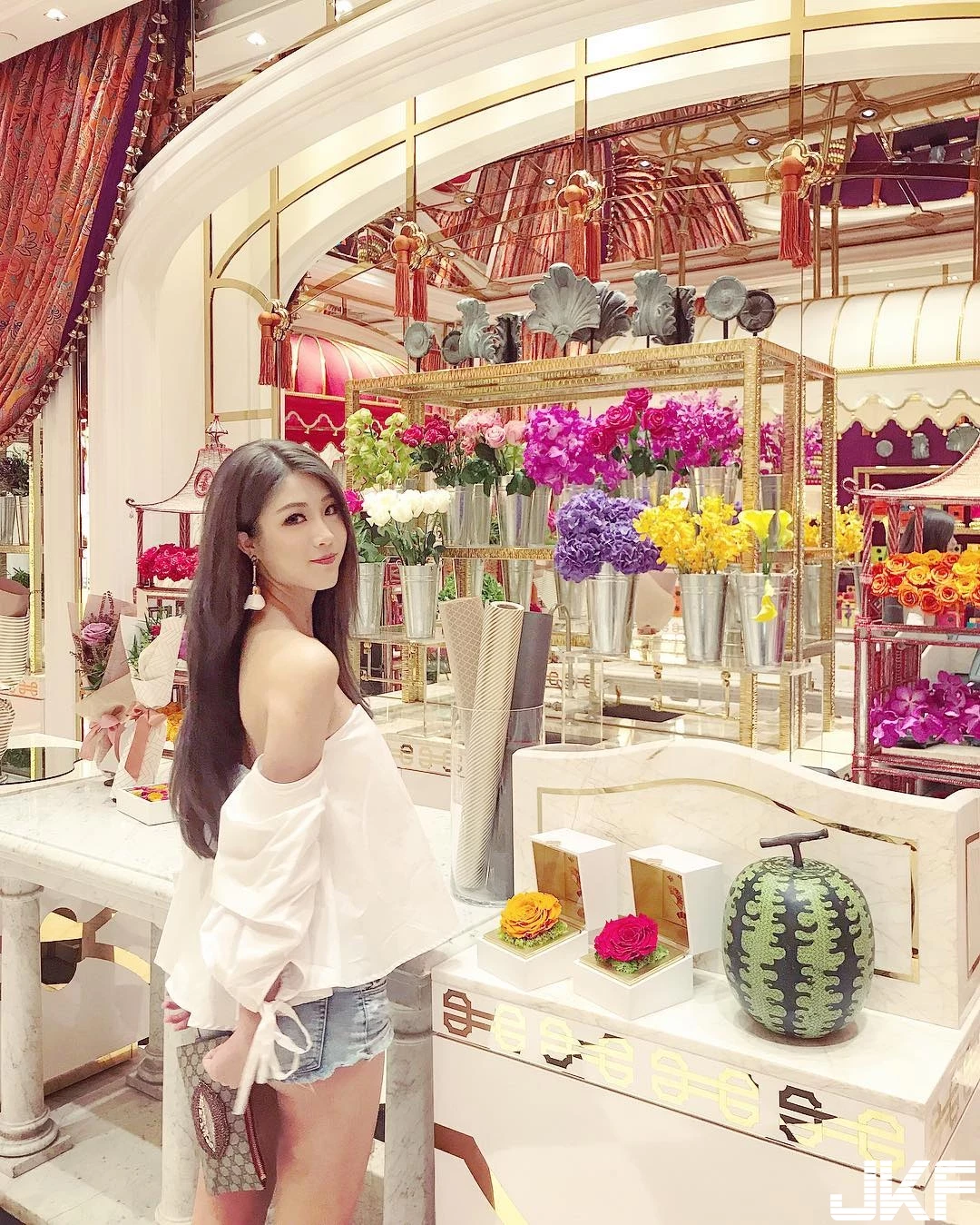 5043150.webp