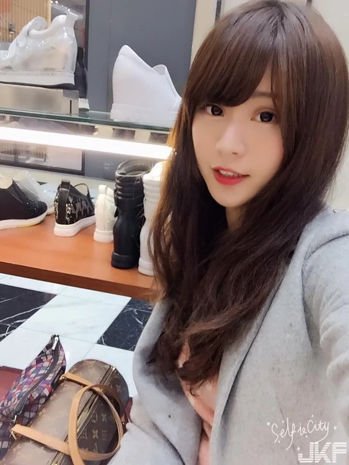 16849809.webp