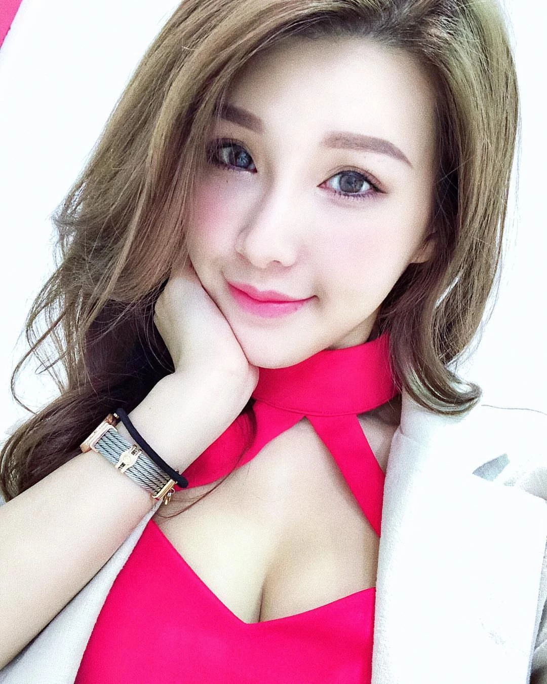 4390474.webp