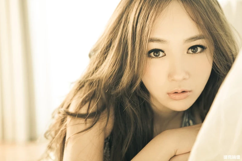 17587875.webp