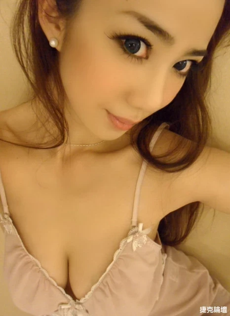 17360239.webp
