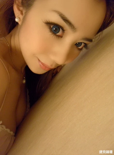 17360252.webp