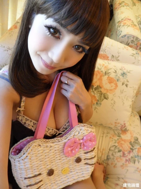 17360298.webp