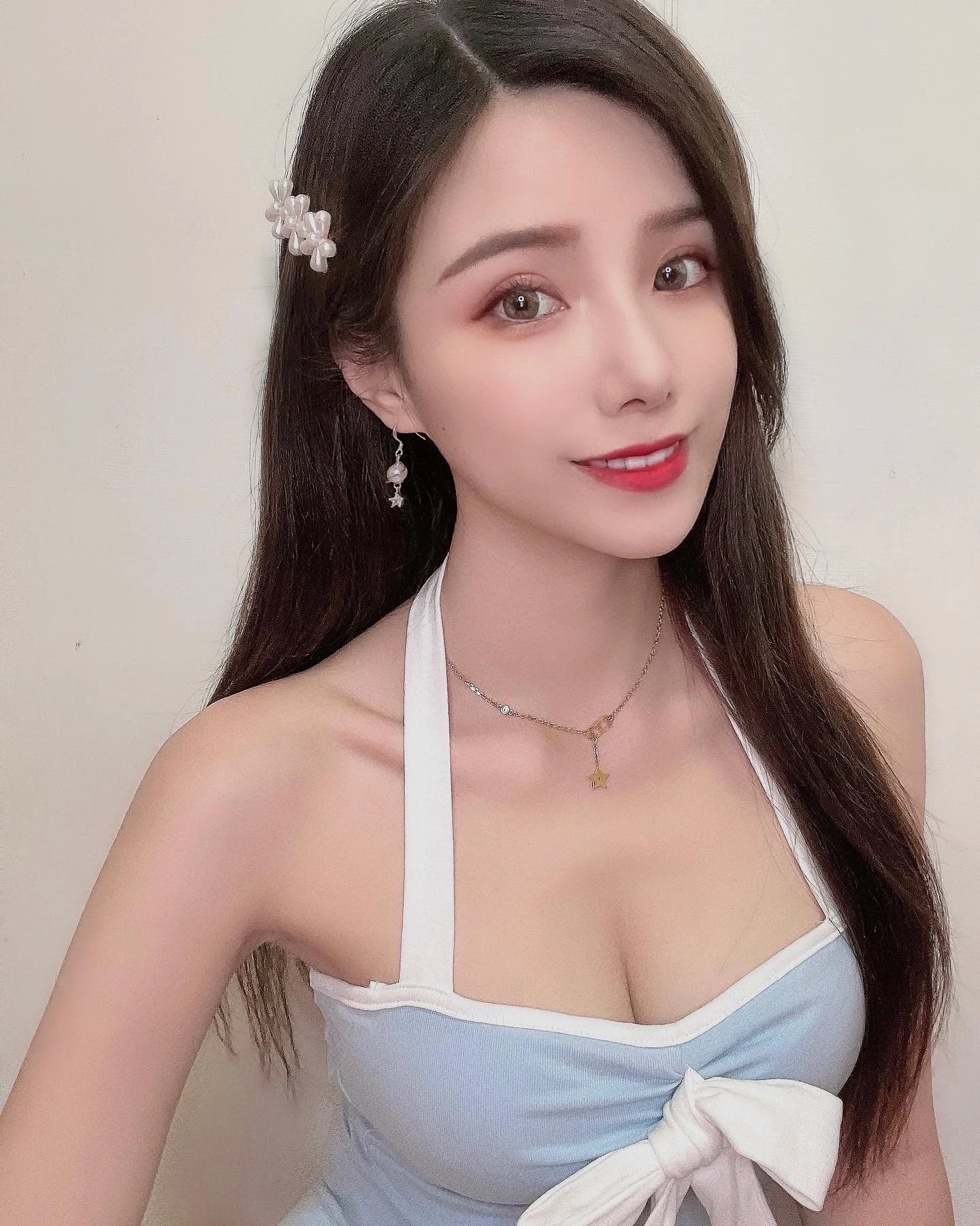 19711818.webp