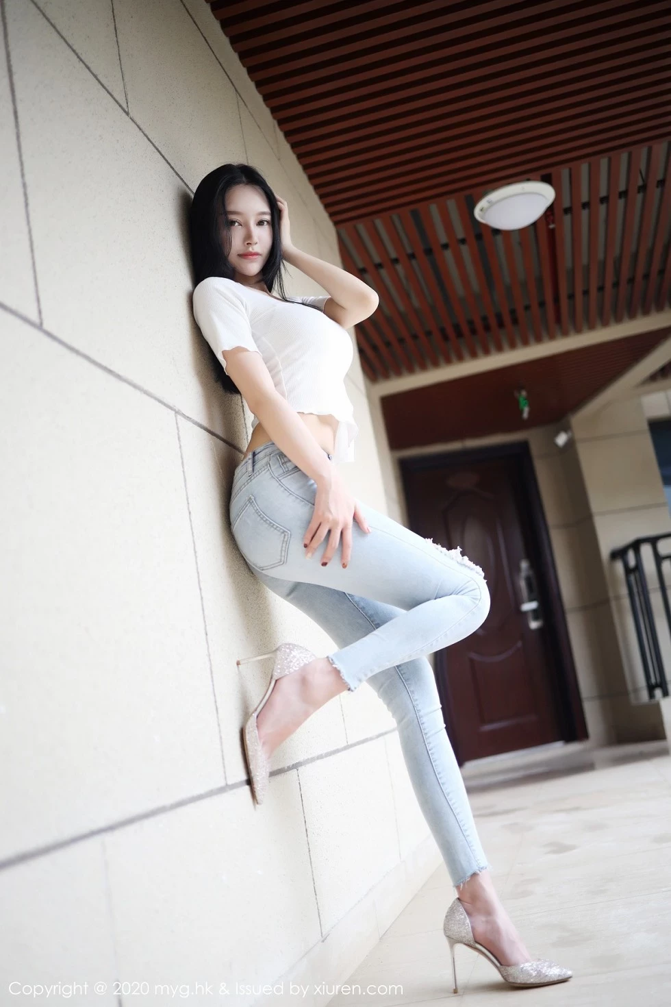 18737212.webp