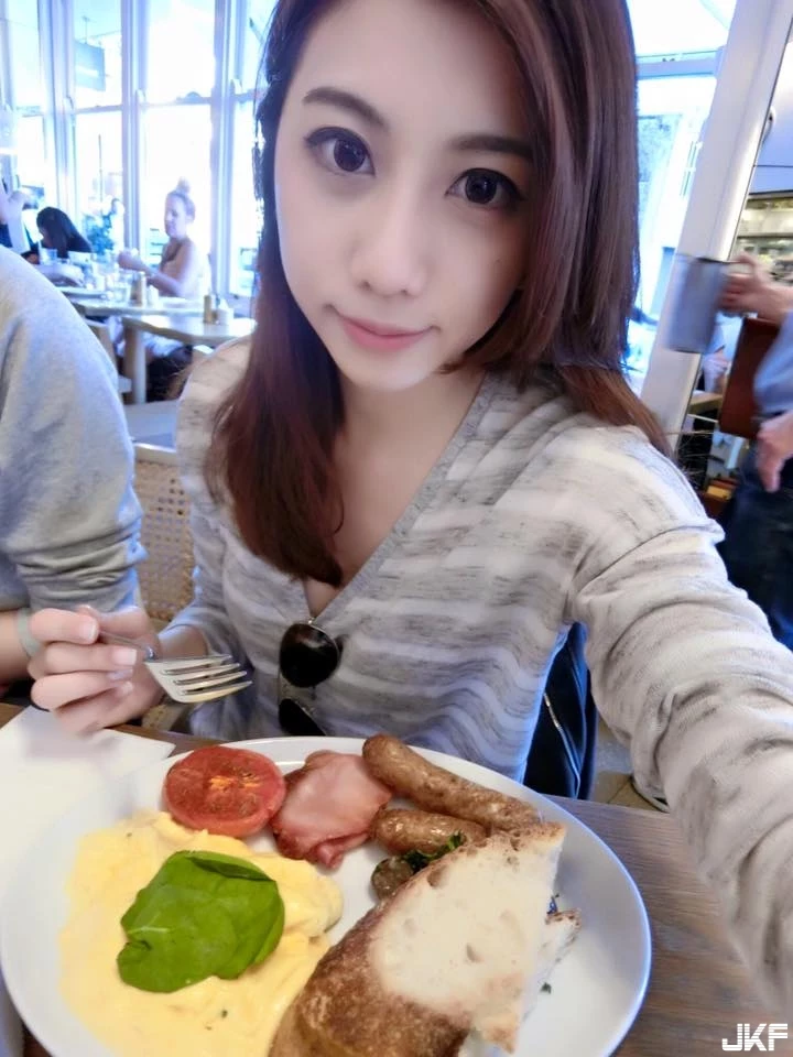 16890441.webp