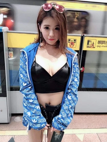 4822092.webp