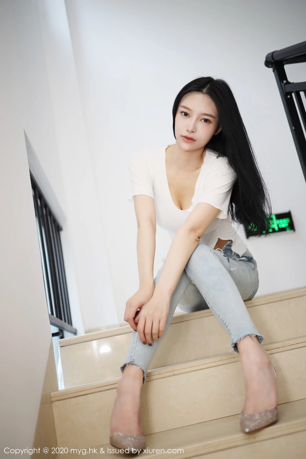 18737230.webp