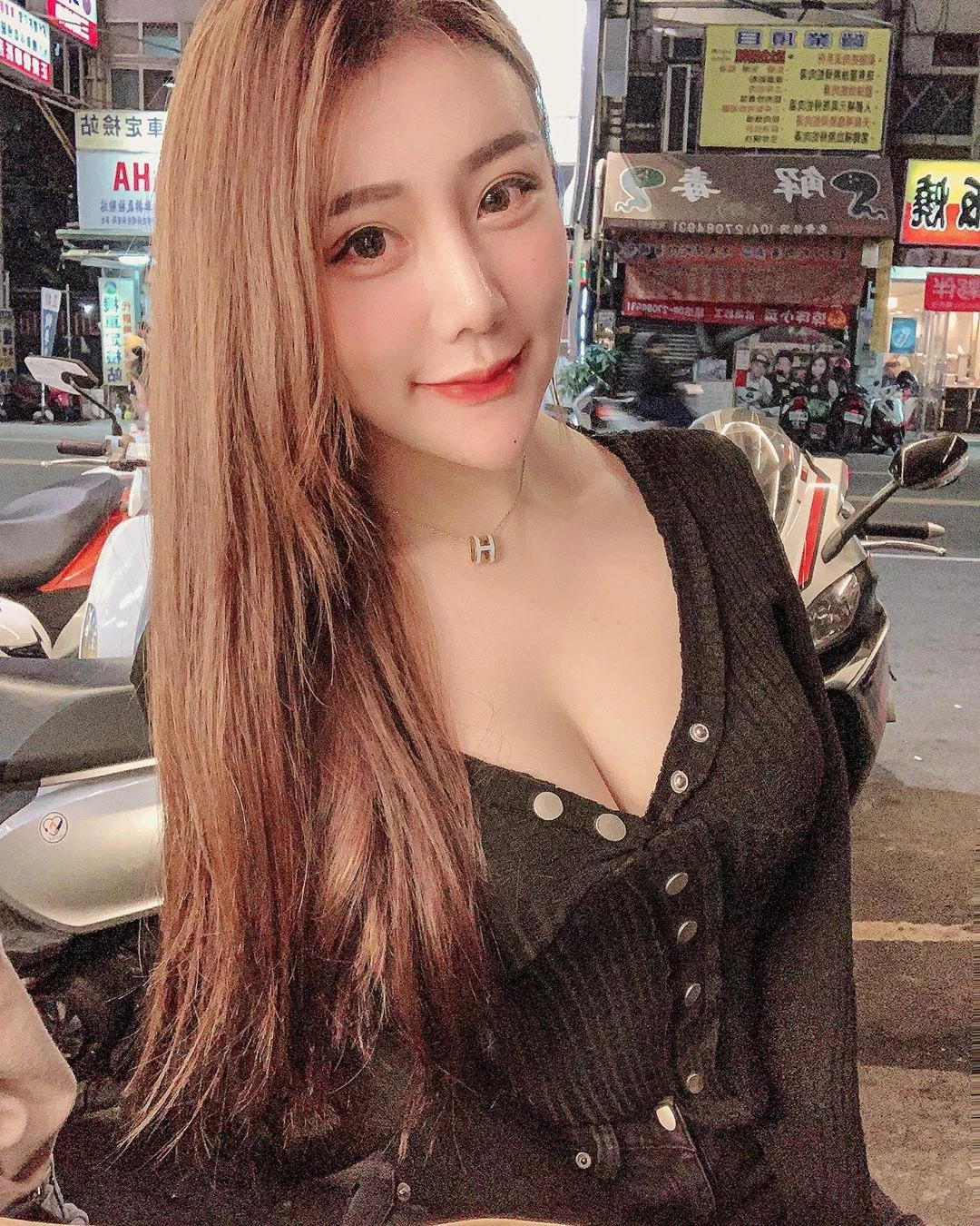 4015677.webp