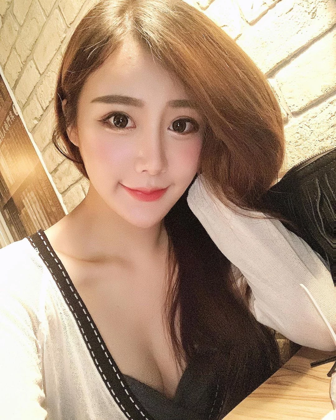 4015686.webp