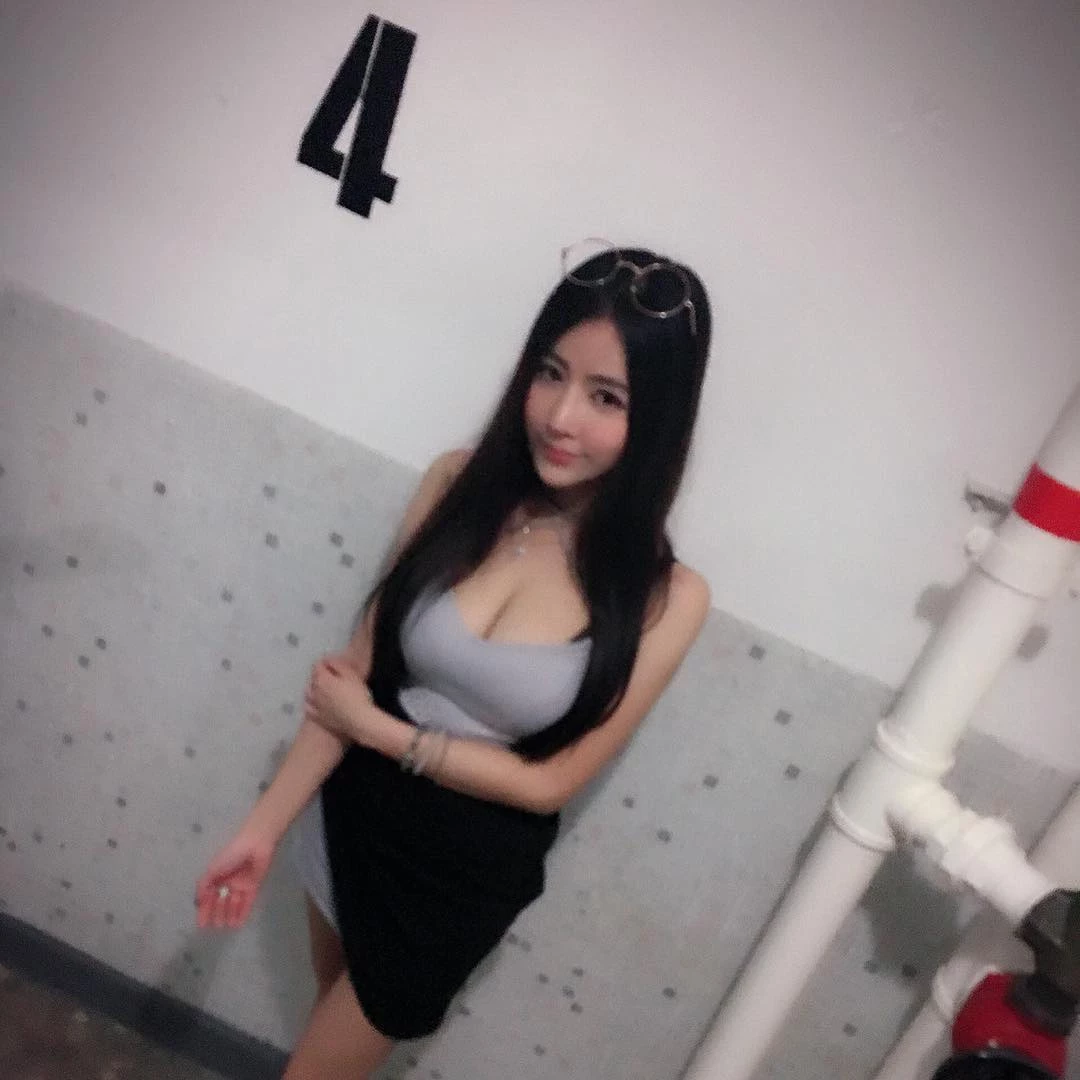 4424300.webp