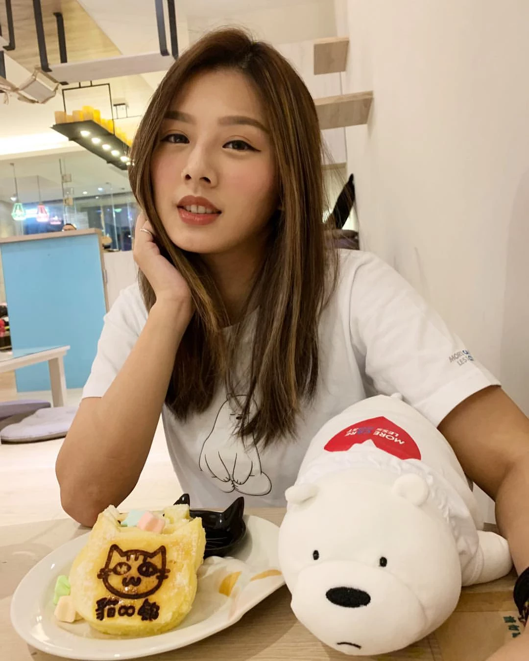 4390290.webp