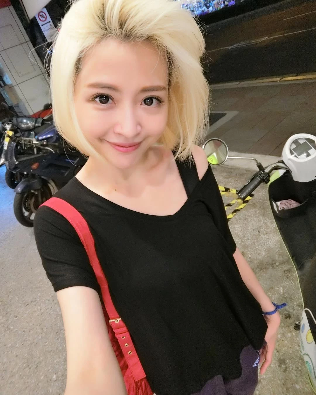 4250483.webp
