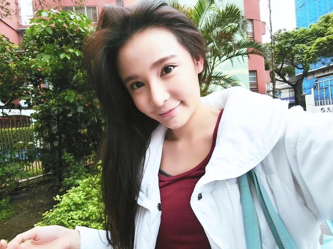 4099155.webp