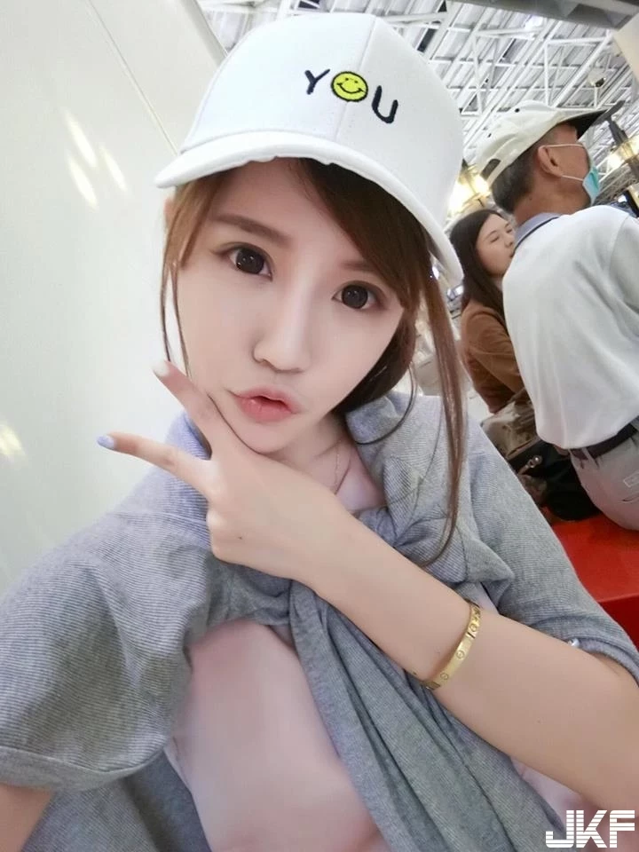 16774077.webp