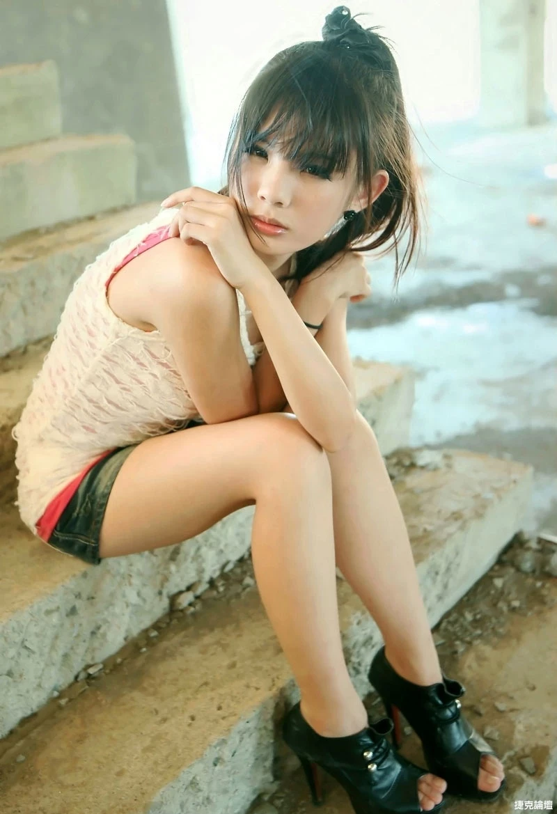17587898.webp
