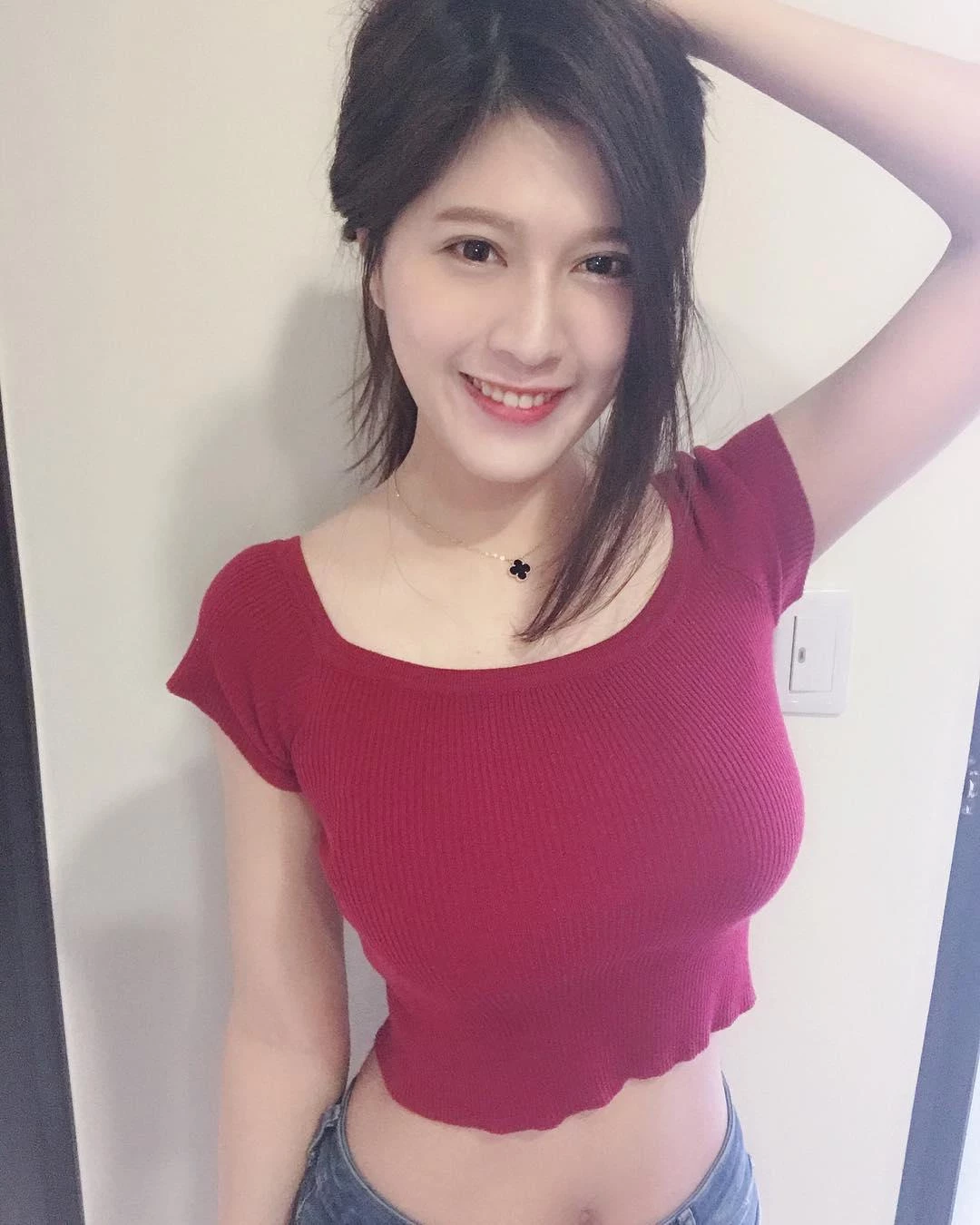 4266854.webp
