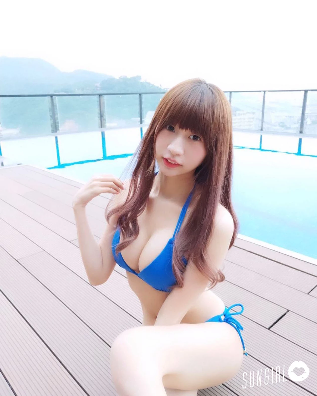 4024587.webp
