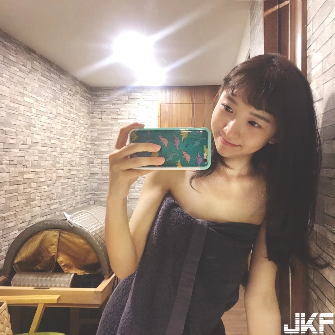 4864311.webp
