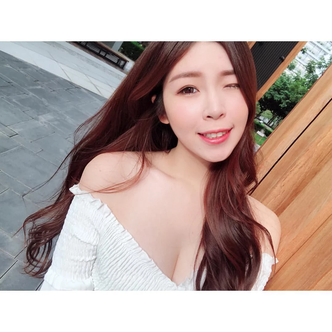 4510587.webp