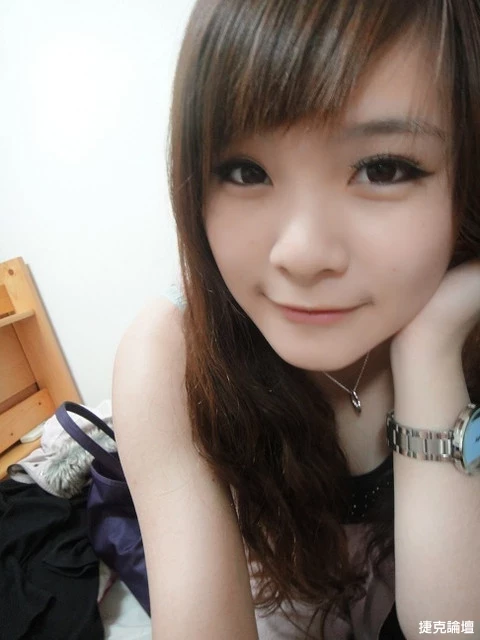 17537990.webp