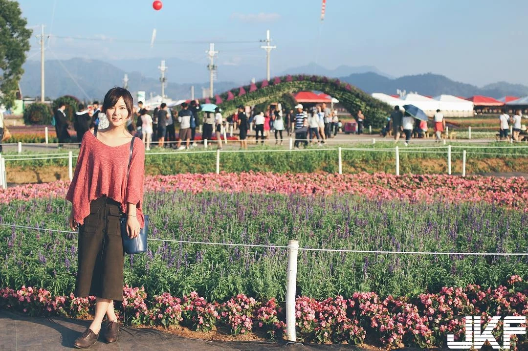 4990167.webp